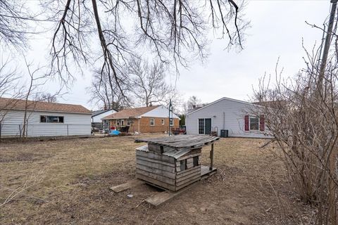 Tiny photo for 1108 Hovey Avenue, Normal, IL 61761 (MLS # 12579710)