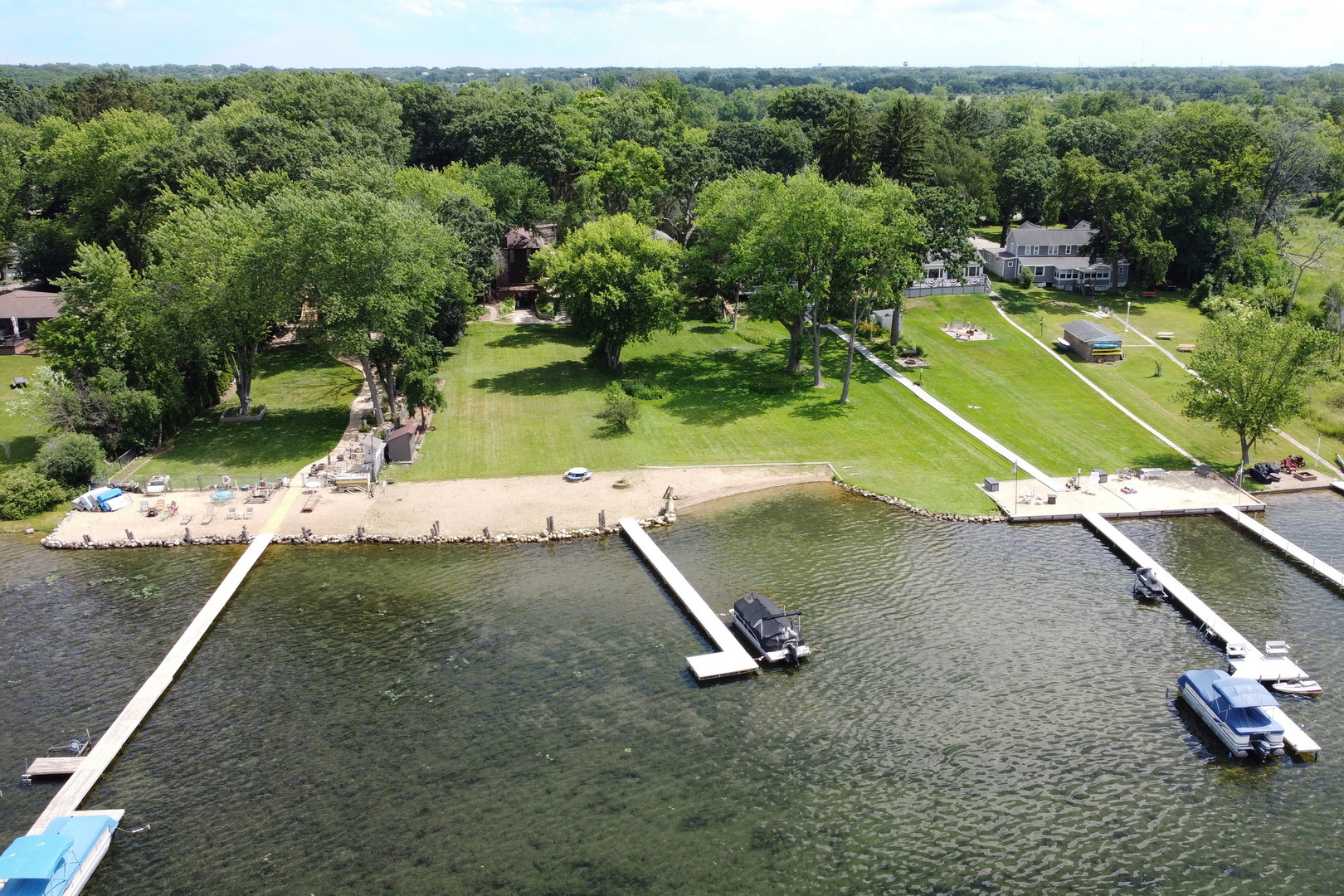 22806 W Loon Lake Boulevard