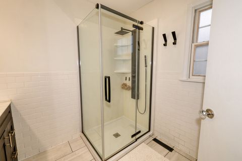 Tiny photo for 724 S Jefferson Street, Batavia, IL 60510 (MLS # 12566321)