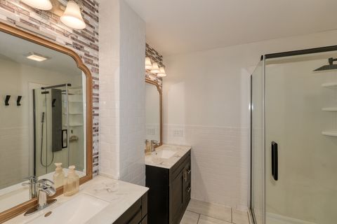 Tiny photo for 724 S Jefferson Street, Batavia, IL 60510 (MLS # 12566321)