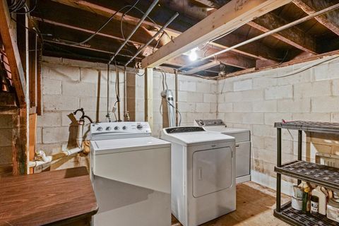 Tiny photo for 1311 W Hill Street, Champaign, IL 61821 (MLS # 12606092)