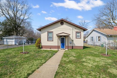 Tiny photo for 1311 W Hill Street, Champaign, IL 61821 (MLS # 12606092)