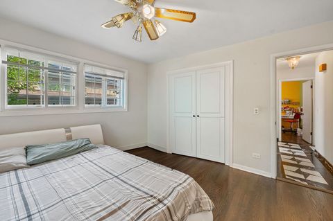 Tiny photo for 9740 Linn Avenue, Schiller Park, IL 60176 (MLS # 12461272)