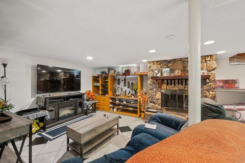 Tiny photo for 9740 Linn Avenue, Schiller Park, IL 60176 (MLS # 12461272)