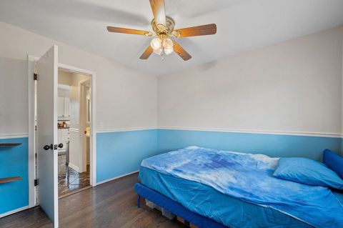 Tiny photo for 9740 Linn Avenue, Schiller Park, IL 60176 (MLS # 12461272)