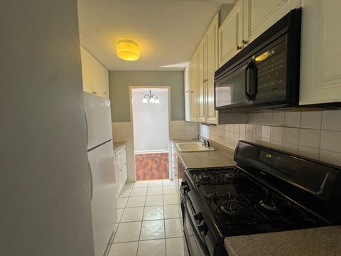 Tiny photo for 3950 N Lake Shore Drive #1527, Chicago, IL 60613 (MLS # 12586749)