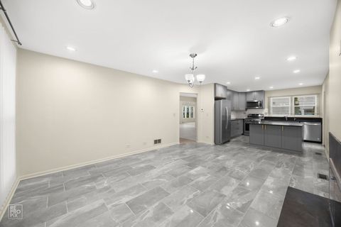 Tiny photo for 1002 HOBSON Drive, Buffalo Grove, IL 60089 (MLS # 12693253)