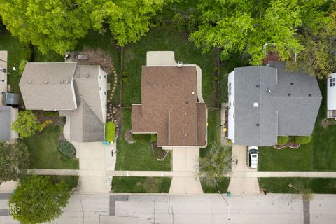 Tiny photo for 1002 HOBSON Drive, Buffalo Grove, IL 60089 (MLS # 12693253)