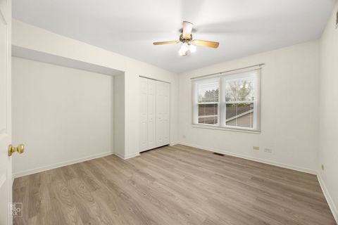 Tiny photo for 1002 HOBSON Drive, Buffalo Grove, IL 60089 (MLS # 12693253)