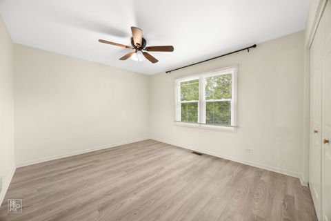 Tiny photo for 1002 HOBSON Drive, Buffalo Grove, IL 60089 (MLS # 12693253)