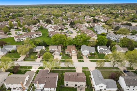 Tiny photo for 1002 HOBSON Drive, Buffalo Grove, IL 60089 (MLS # 12693253)