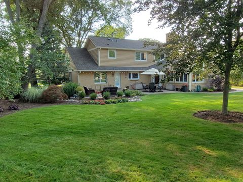 Tiny photo for Wheaton, IL 60189 (MLS # 12575328)