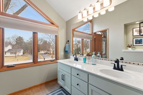 Tiny photo for Wheaton, IL 60189 (MLS # 12575328)