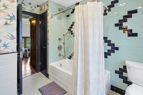 Tiny photo for 1018 EASTWOOD Road, Glencoe, IL 60022 (MLS # 12623520)