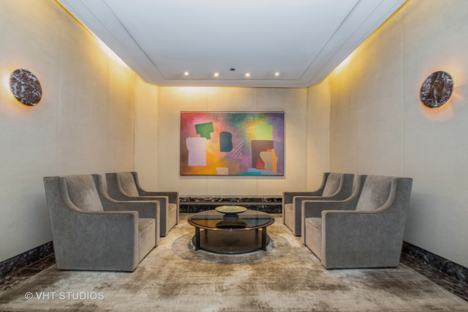 950 N Michigan Avenue 3501
