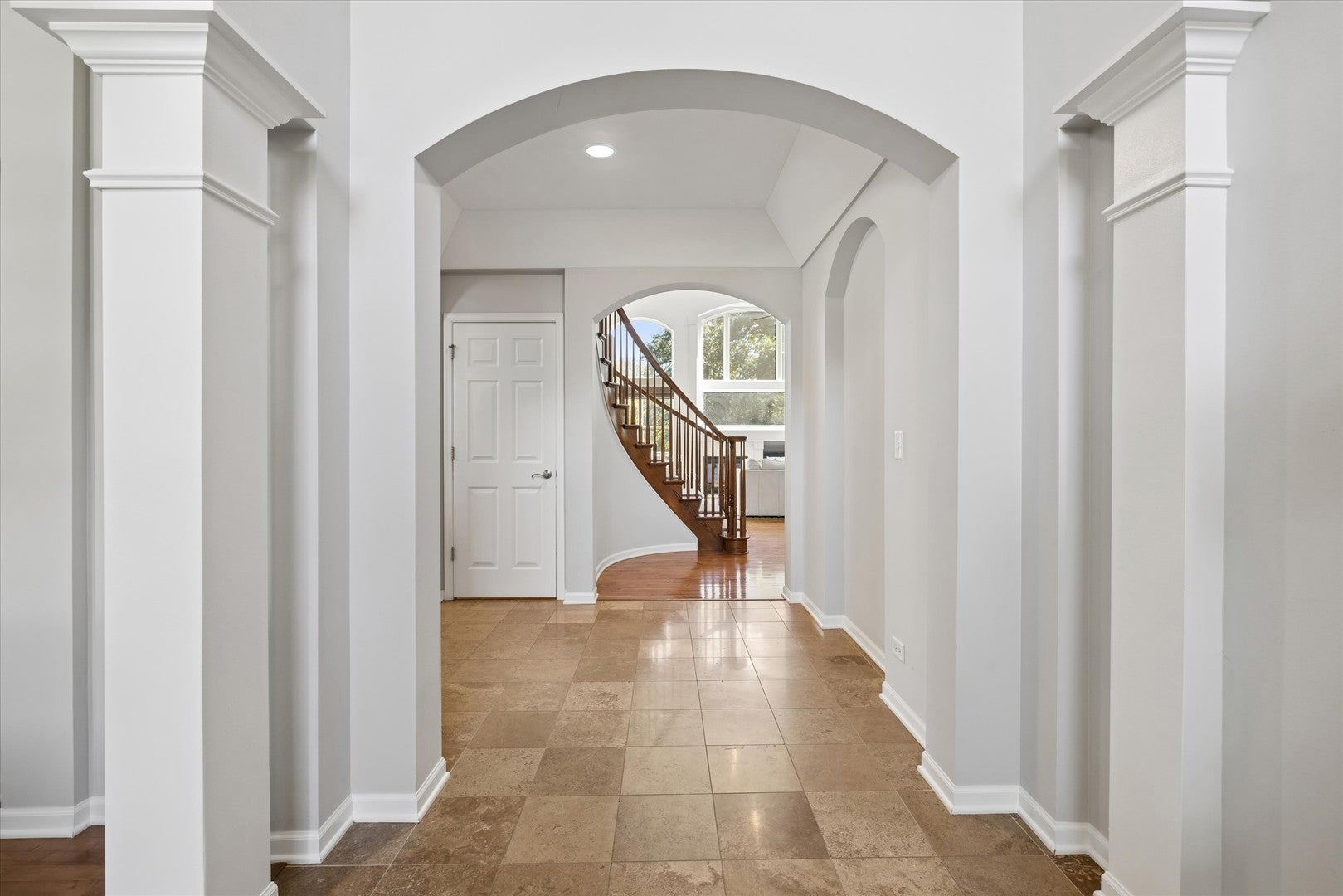 5617 Red Oak Drive