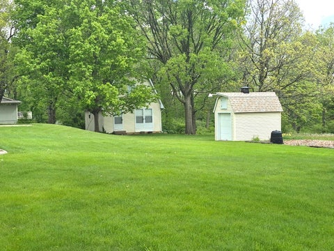 Tiny photo for 8 Hawthorne Drive, Oswego, IL 60543 (MLS # 12608060)