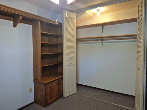 Tiny photo for 8 Hawthorne Drive, Oswego, IL 60543 (MLS # 12608060)