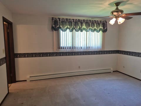 Tiny photo for 8 Hawthorne Drive, Oswego, IL 60543 (MLS # 12608060)