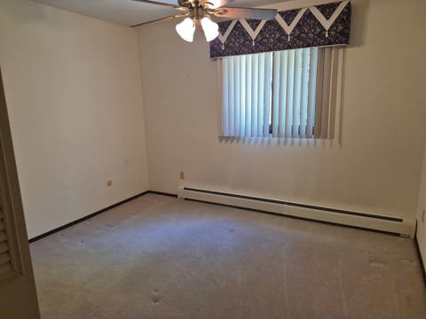Tiny photo for 8 Hawthorne Drive, Oswego, IL 60543 (MLS # 12608060)