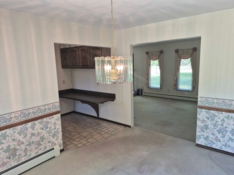 Tiny photo for 8 Hawthorne Drive, Oswego, IL 60543 (MLS # 12608060)