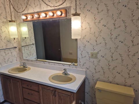 Tiny photo for 8 Hawthorne Drive, Oswego, IL 60543 (MLS # 12608060)