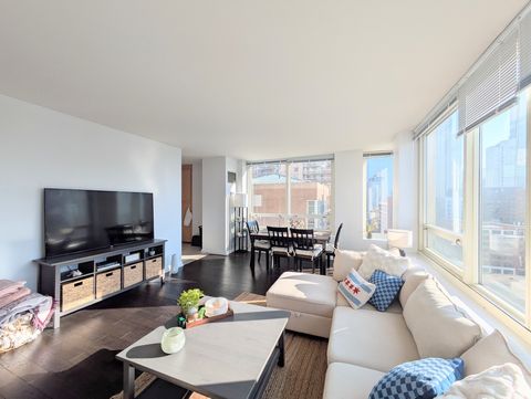 Tiny photo for 33 W Ontario Street #17F, Chicago, IL 60654 (MLS # 12579370)