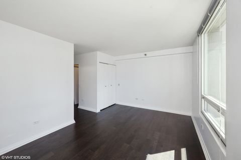 Tiny photo for 33 W Ontario Street #17F, Chicago, IL 60654 (MLS # 12579370)