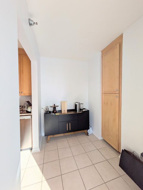 Tiny photo for 33 W Ontario Street #17F, Chicago, IL 60654 (MLS # 12579370)