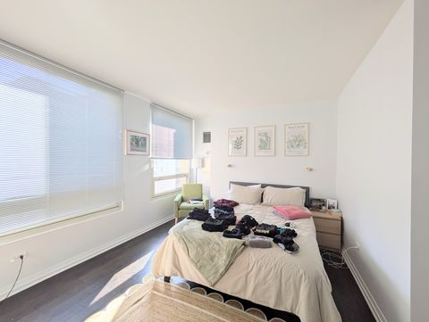 Tiny photo for 33 W Ontario Street #17F, Chicago, IL 60654 (MLS # 12579370)