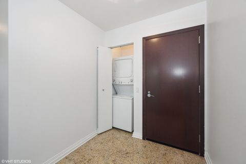 Tiny photo for 33 W Ontario Street #17F, Chicago, IL 60654 (MLS # 12579370)