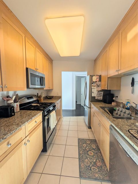 Tiny photo for 33 W Ontario Street #17F, Chicago, IL 60654 (MLS # 12579370)