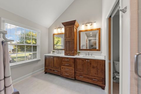 Tiny photo for 28 Winners Cup Circle, Wheaton, IL 60189 (MLS # 12487657)