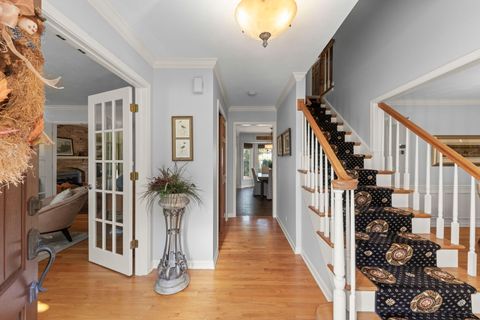 Tiny photo for 28 Winners Cup Circle, Wheaton, IL 60189 (MLS # 12487657)