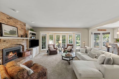 Tiny photo for 28 Winners Cup Circle, Wheaton, IL 60189 (MLS # 12487657)