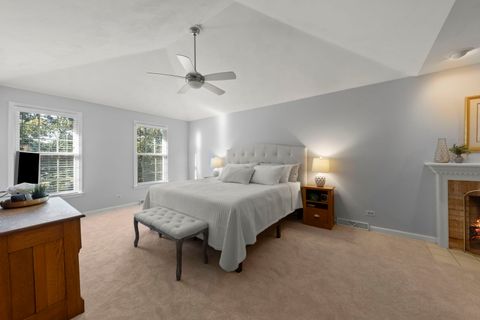 Tiny photo for 28 Winners Cup Circle, Wheaton, IL 60189 (MLS # 12487657)