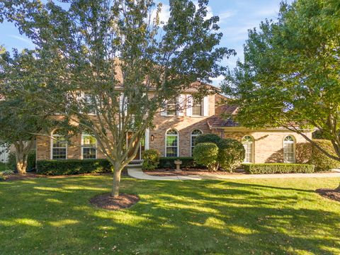 Tiny photo for 28 Winners Cup Circle, Wheaton, IL 60189 (MLS # 12487657)