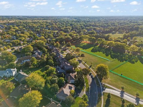 Tiny photo for 28 Winners Cup Circle, Wheaton, IL 60189 (MLS # 12487657)