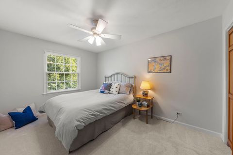 Tiny photo for 28 Winners Cup Circle, Wheaton, IL 60189 (MLS # 12487657)