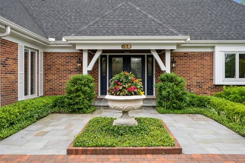 Tiny photo for 150 N Suffolk Lane, Lake Forest, IL 60045 (MLS # 12673160)