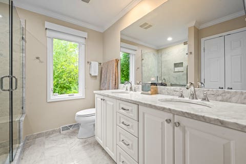 Tiny photo for 150 N Suffolk Lane, Lake Forest, IL 60045 (MLS # 12673160)