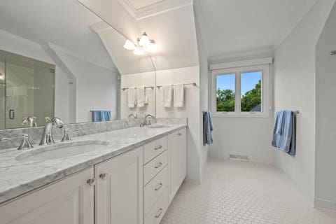 Tiny photo for 150 N Suffolk Lane, Lake Forest, IL 60045 (MLS # 12673160)