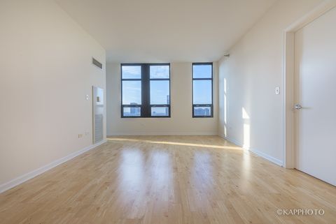 Tiny photo for 1255 S State Street #1818, Chicago, IL 60605 (MLS # 12576115)