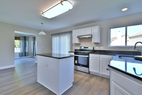Tiny photo for 2434 White Barn Road, Aurora, IL 60502 (MLS # 12404455)