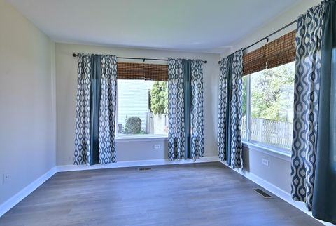 Tiny photo for 2434 White Barn Road, Aurora, IL 60502 (MLS # 12404455)