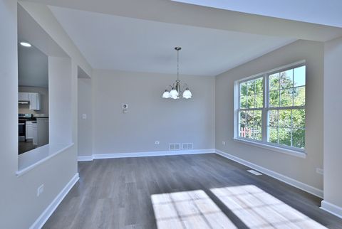 Tiny photo for 2434 White Barn Road, Aurora, IL 60502 (MLS # 12404455)
