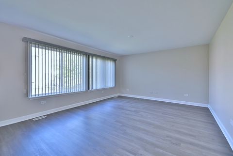 Tiny photo for 2434 White Barn Road, Aurora, IL 60502 (MLS # 12404455)