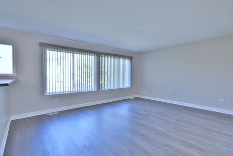 Tiny photo for 2434 White Barn Road, Aurora, IL 60502 (MLS # 12404455)