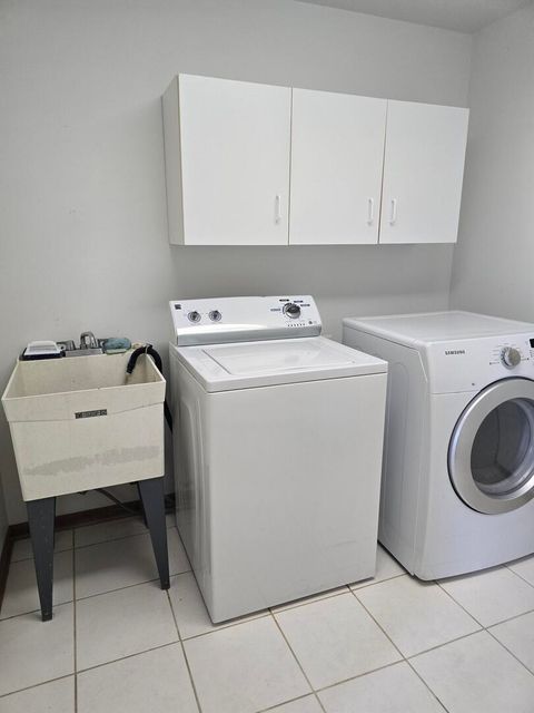 Tiny photo for 8413 Brookside Glen Drive, Tinley Park, IL 60487 (MLS # 12634271)