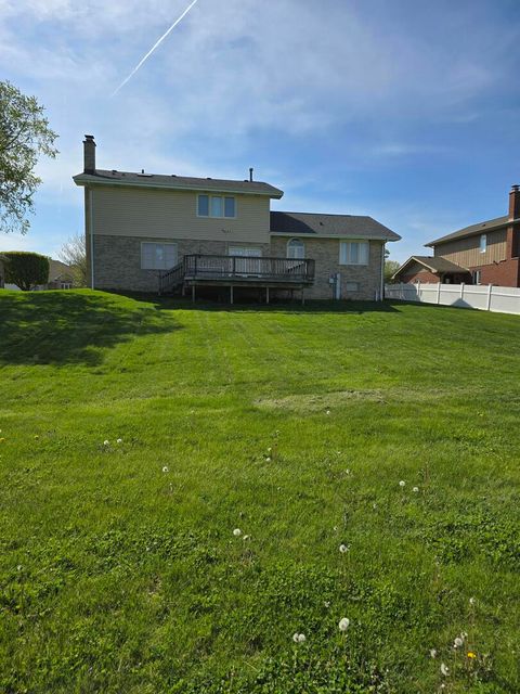 Tiny photo for 8413 Brookside Glen Drive, Tinley Park, IL 60487 (MLS # 12634271)